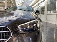 Gebraucht Mercedes E220 Avantgarde 200 PS (147 kW) 2023 Grau Limousine