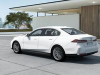 Neu BMW i5 Sport Line 289 kW (394 PS) 2025 Alpinweiß uni Limousine