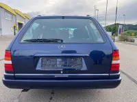 Gebraucht Mercedes E280 193 PS (141 kW) 1994 Blau Kombi