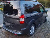 Gebraucht Ford Tourneo Courier Titanium 101 PS (74 kW) 2018 Grau Van / Kleinbus