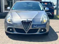 Gebraucht Alfa Romeo Giulietta Turismo 120 PS (88 kW) 2012 Grau Kleinwagen
