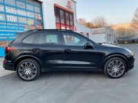 Second-hand Porsche Cayenne Platinum Edition 262 CP (192 kW) 2018 Negru SUV