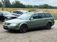 Gebraucht VW Passat 131 PS (96 kW) 2003 Grün Kombi