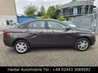 Gebraucht Lada Vesta 106 PS (77 kW) 2017 Limousine