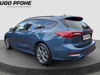Gebraucht Ford Focus ST-Line 155 PS (114 kW) 2023 Chrome blue Kombi