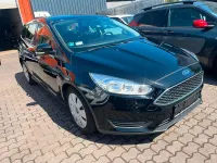 Gebraucht Ford Focus Ambiente 101 PS (74 kW) 2016 Schwarz Kombi