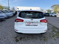 Gebraucht Ford Focus Cool & Connect 95 PS (69 kW) 2020 Weiß Limousine