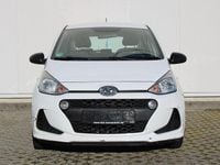 Gebraucht Hyundai i10 Classic 67 PS (49 kW) 2017 Weiß Kleinwagen