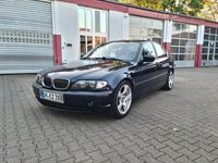 Gebraucht BMW 325 Sport Line 192 PS (141 kW) 2002 Blau Limousine