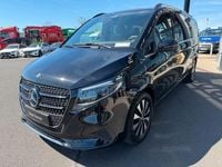 Gebraucht Mercedes V300 237 PS (174 kW) 2025 Schwarz Van / Kleinbus
