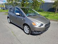 Gebraucht Mitsubishi Colt Motion 95 PS (69 kW) 2012 Brillantgrau (m) Kleinwagen
