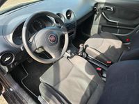 Second-hand Seat Ibiza 75 CP (55 kW) 2005 Negru Hatchback