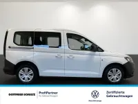 Gebraucht VW Caddy Basis 122 PS (89 kW) 2023 Weiss Van / Kleinbus