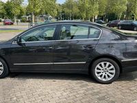 Gebraucht VW Passat 170 PS (125 kW) 2010 Braun Limousine
