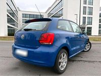 Gebraucht VW Polo Comfortline 60 PS (44 kW) 2011 Blau Kleinwagen