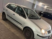 Używany VW Polo 54 KM (39 kW) 2003 Srebrny Kombi