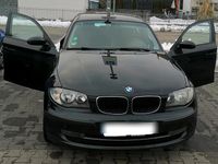 Gebraucht BMW 116 122 PS (89 kW) 2009 Schwarz Kleinwagen