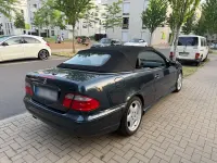Gebraucht Mercedes CLK320 Elegance 218 PS (160 kW) 1999 Blau Cabrio