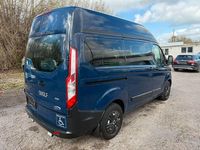 Gebraucht Ford Transit 131 PS (96 kW) 2018 Blau Kombi
