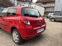 Gebraucht Renault Clio IV 75 PS (55 kW) 2012 Rot Kleinwagen