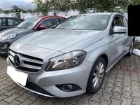 Gebraucht Mercedes A180 Style 122 PS (89 kW) 2014 Silber Limousine