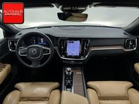 Gebraucht Volvo S60 Ultimate 250 PS (183 kW) 2023 Weiß Limousine