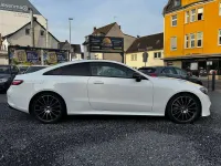 Gebraucht Mercedes E350 AMG line 299 PS (219 kW) 2018 Weiß Coupé