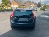 Gebraucht Volvo V60 163 PS (119 kW) 2011 Grau Kombi