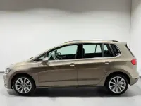 Gebraucht VW Golf Sportsvan Highline 125 PS (91 kW) 2014 Gold Van / Kleinbus