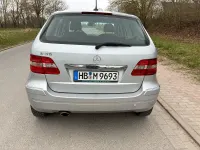 Gebraucht Mercedes B170 116 PS (85 kW) 2005 Silber Van / Kleinbus