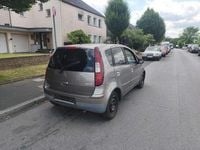 Gebraucht Mitsubishi Colt Motion 95 PS (69 kW) 2008 Brillantgrau (m) Kleinwagen