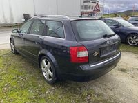 Gebraucht Audi A4 131 PS (96 kW) 2004 Schwarz Kombi