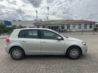 Gebraucht VW Golf VI 80 PS (58 kW) 2009 Silber Limousine