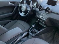 gebraucht Audi A1 1.4 TFSI -2.te Hand, Garage, 8 fach bereift