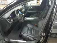 Używany Volvo V60 Plus 197 KM (144 kW) 2023 Czarny Kombi