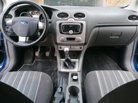 Second-hand Ford Focus 101 CP (74 kW) 2008 Albastru Berlinǎ