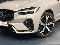 Gebraucht Volvo XC60 Plus 197 PS (144 kW) 2023 Grau SUV