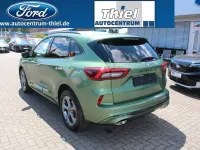 Neu Ford Kuga ST-Line 188 PS (138 kW) 2026 Grün SUV