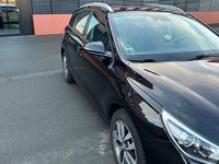Gebraucht Hyundai i30 YES! 120 PS (88 kW) 2019 Schwarz Kombi