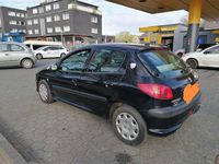 Gebraucht Peugeot 206 75 PS (55 kW) 2009 Schwarz Limousine