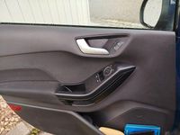 Gebraucht Ford Fiesta Trend 101 PS (74 kW) 2018 Blau Kleinwagen