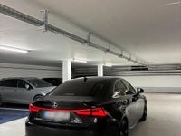 Gebraucht Lexus IS300h 223 PS (164 kW) 2017 Schwarz Limousine