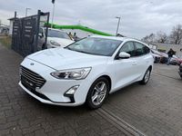Gebraucht Ford Focus Cool & Connect 120 PS (88 kW) 2018 Weiß Kombi
