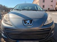 Gebraucht Peugeot 207 95 PS (69 kW) 2010 Grau Limousine