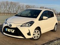 Gebraucht Toyota Yaris 72 PS (52 kW) 2020 Weiß Kleinwagen