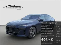 Gebraucht BMW 740 M Sport 299 PS (219 kW) 2024 Frozen tanzanite blue metallic Limousine