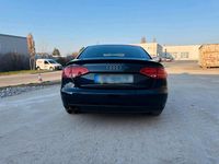 Gebraucht Audi A4 120 PS (88 kW) 2009 Blau Limousine