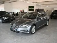 Gebraucht Skoda Superb Premium Edition 200 PS (147 kW) 2023 Grau Kombi