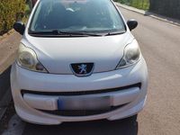 Gebraucht Peugeot 107 68 PS (50 kW) 2008 Weiß Kleinwagen