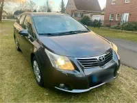 Gebraucht Toyota Avensis 126 PS (92 kW) 2012 Grau Kombi